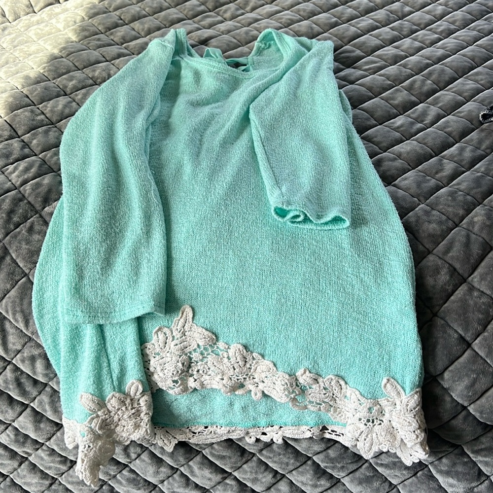 Mint green long sleeve decorative top